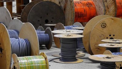 Kamuyu Aydınlatma Platformuna (KAP) yapılan a&ccedil;ıklama ş&ouml;yle: ''Şirketimiz, orta gerilim
