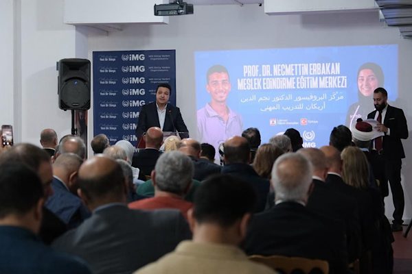 Arıkan, Uluslararası Milli G&ouml;r&uuml;ş Organizasyonu (İMG) tarafından y&uuml;r&uuml;t&uuml;len &ldquo;Yaşama Tutun