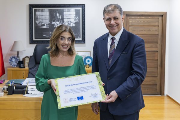 İzmir, Avrupa Konseyi&rsquo;nin k&uuml;lt&uuml;r rotalarından biri olarak bilinen Iter Vitis