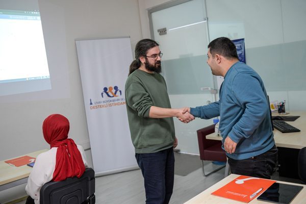 T&uuml;rkiye&rsquo;de ilk kez İzmir B&uuml;y&uuml;kşehir Belediyesi tarafından hayata ge&ccedil;irilen Destekli