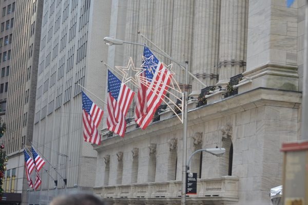 Dow Jones End&uuml;striyel Ortalamasına bağlı vadeli işlemler 43 puan veya