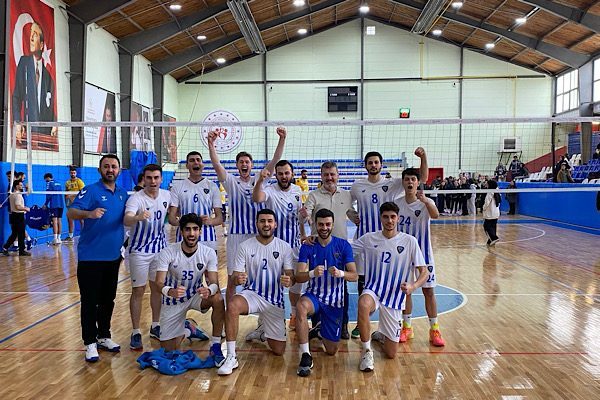 T&uuml;rkiye Voleybol Federasyonu Erkekler 2. Lig 2. Grup&rsquo;ta m&uuml;cadele eden