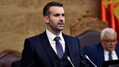 Karadağ Başbakanı Spajic, Avrupa Birliği &uuml;yelik s&uuml;recinde g&uuml;venin s&ouml;zlerle değil