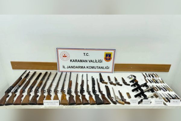 Karaman İl Jandarma Komutanlığı tarafından Ermenek il&ccedil;esinde&nbsp;ka&ccedil;ak&ccedil;ılıkla m&uuml;cadele faaliyetleri kapsamında