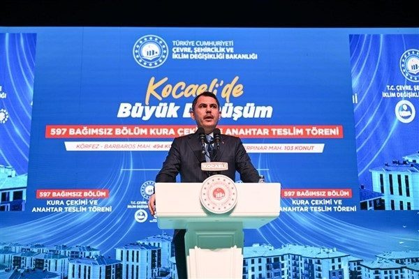 &Ccedil;evre, Şehircilik ve İklim Değişikliği Bakanı Murat Kurum, Atat&uuml;rk Caddesi,
