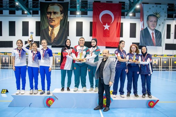 Samsun&rsquo;da d&uuml;zenlenen 2025 Salon Ok&ccedil;uluk T&uuml;rkiye Şampiyonası'nda&nbsp;49 ilden 136 kul&uuml;p