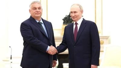 Orb&aacute;n, Br&uuml;ksel'de gazetecilere yaptığı a&ccedil;ıklamada, "AB'nin Rus enerjisinden vazge&ccedil;mesinin bir