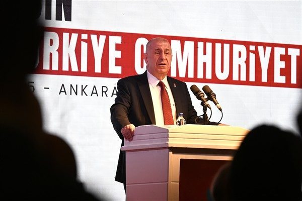 Zafer Partisi Genel Başkanı &Ouml;zdağ, partisinin Asgari &Uuml;cret ve Ge&ccedil;im