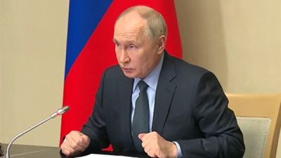 Rusya Devlet Başkanı Putin, d&uuml;nyası temsilcileriyle geleneksel bir yılbaşı &ouml;ncesi