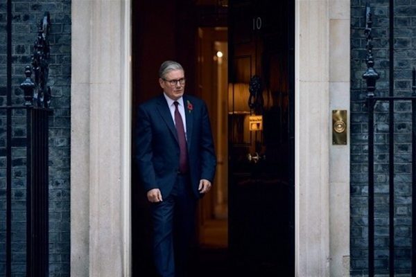 Birleşik Krallık Başbakanı Keir Starmer, se&ccedil;imden bu yana altıncı faiz