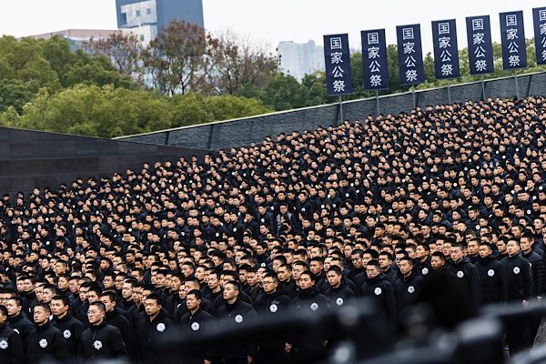 88 yıl sonra, 12. Nanjing Katliamı Kurbanlarını Anma G&uuml;n&uuml;'nde, &Ccedil;in