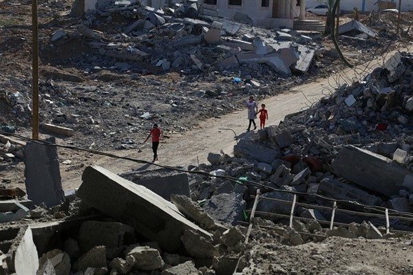 UNRWA'dan yapılan a&ccedil;ıklamada, Gazze dışında gıda, barınma, tıbbi malzeme ve