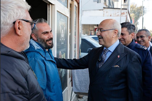 Adana Valisi K&ouml;şger, Seyhan il&ccedil;esi G&ouml;k&ccedil;eler Mahallesi&rsquo;nde bulunan G&ouml;k&ccedil;eler Camii&rsquo;nde