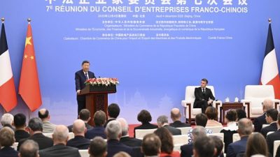 &Ccedil;in Cumhurbaşkanı Xi Jinping ve resmi temaslar i&ccedil;in &Ccedil;in&rsquo;de bulunan