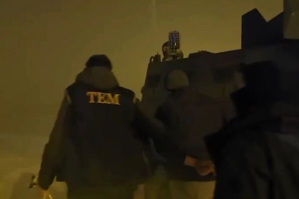 Ağrı İl Emniyet M&uuml;d&uuml;rl&uuml;ğ&uuml; ekiplerince, DEAŞ silahlı ter&ouml;r &ouml;rg&uuml;t&uuml;n&uuml;n eylem