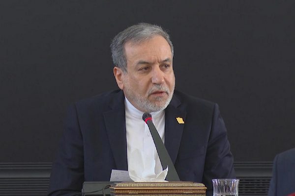 İran Dışişleri Bakanı Seyid Abbas Arak&ccedil;i, Avrupa Birliği'nin (AB) son