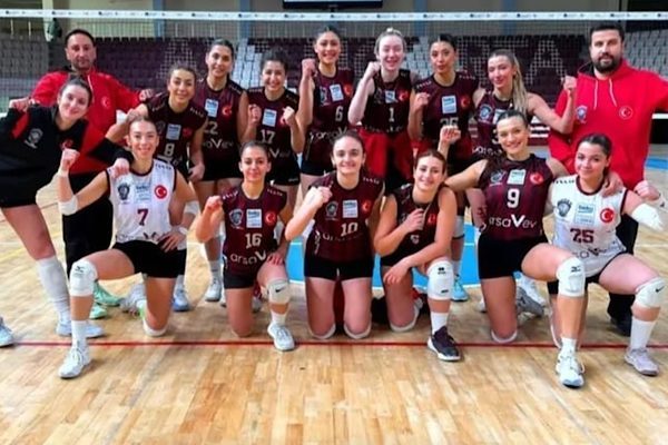 T&uuml;rkiye Kadınlar Voleybol 2. Ligi&rsquo;nde ArsaVev Hatay Voleybol Spor Kul&uuml;b&uuml;,