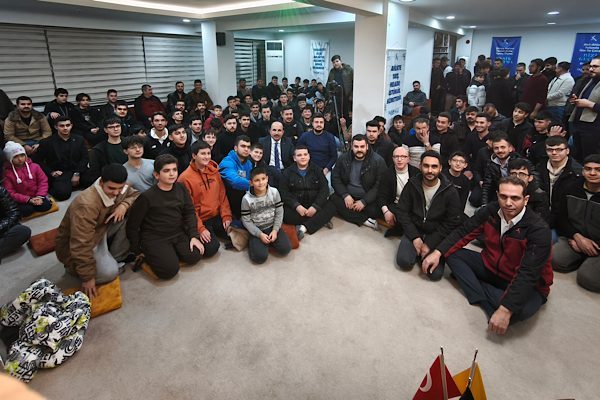 Konya B&uuml;y&uuml;kşehir Belediye Başkanı Altay, B&uuml;y&uuml;kşehir Belediyesi &Ccedil;alışan Gen&ccedil;lik Meclisi&rsquo;nin