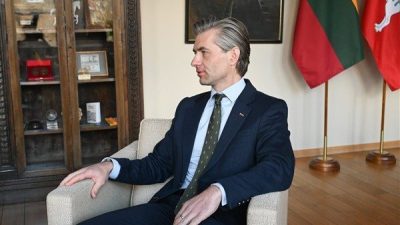 Litvanya Dışişleri Bakanı Budrys, sivillerle dolu bir yolcu trenine d&uuml;zenlenen