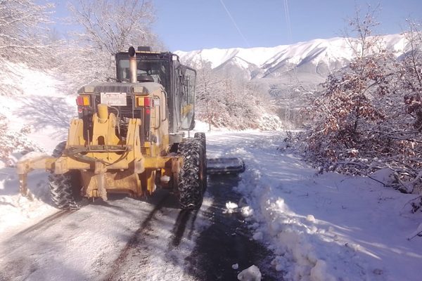 Bursa B&uuml;y&uuml;kşehir Belediyesi, kent genelinde etkili olan kar yağışı ve