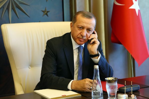 Cumhurbaşkanı Erdoğan, İran Cumhurbaşkanı Pezeşkiyan ile telefon g&ouml;r&uuml;şmesi ger&ccedil;ekleştirdi. Liderler,