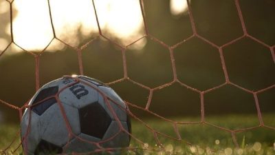 S&uuml;per Kupa yarı finalinde Galatasaray ile Trabzonspor karşı karşıya geldi.