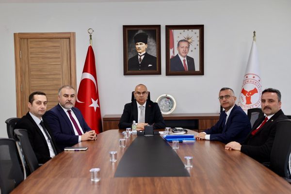 Giresun Valisi Mustafa Ko&ccedil;, g&ouml;reve başlamasının ardından il genelinde y&uuml;r&uuml;t&uuml;len