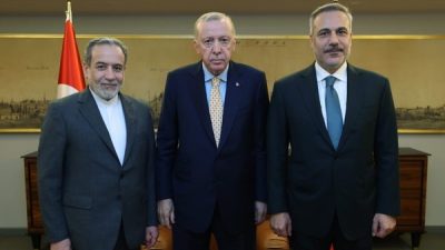 &Uuml;st d&uuml;zey T&uuml;rk yetkililerle g&ouml;r&uuml;şmeler yapmak &uuml;zere T&uuml;rkiye'ye giden İran
