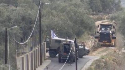 G&ouml;rg&uuml; tanıkları, İsrail g&uuml;&ccedil;lerinin Abu Awwad ailesinin evinin &ccedil;evresindeki b&ouml;lgeye