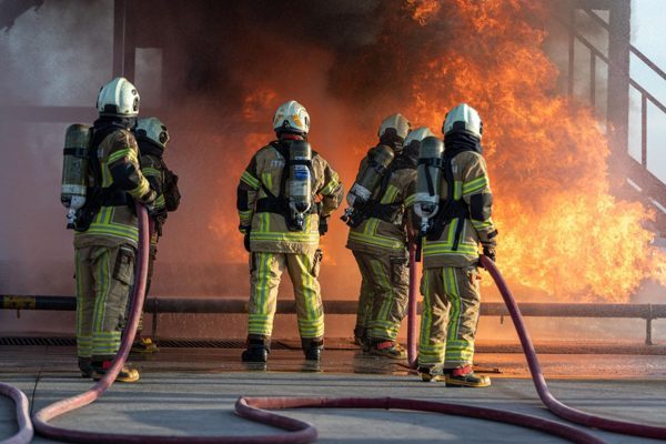 İzmir B&uuml;y&uuml;kşehir Belediyesi İtfaiye Dairesi Başkanlığı, kış aylarıyla birlikte artış