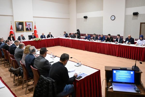 Kocaeli Valisi İlhami Aktaş başkanlığında, istihdamın arttırılması s&uuml;recini etkin kılmak