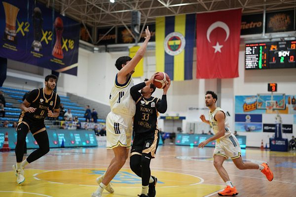 T&uuml;rkiye Sigorta Basketbol Ligi 17. hafta m&uuml;cadelesinde Konya B&uuml;y&uuml;kşehir Belediyespor,