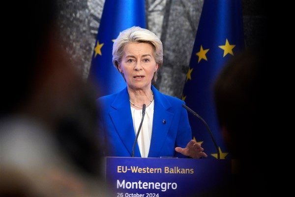 AB Komisyonu Başkanı Leyen, Gönüllüler Koalisyonu’nun Paris’te bir araya gelerek Ukrayna
