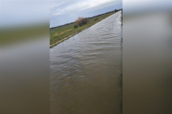 Edirne&rsquo;de kış aylarında debisi artan Meri&ccedil; Nehri&rsquo;nden b&ouml;lgedeki barajlara su