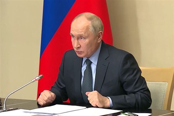 Rusya Devlet Başkanı Vladimir Putin, Rusya&rsquo;ya ziyarette bulunan İran Y&uuml;ksek
