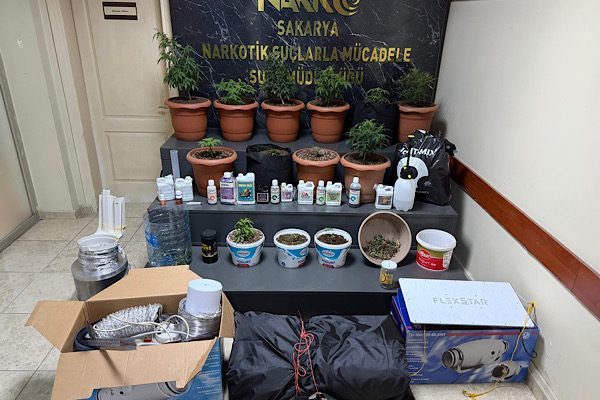 Sakarya Valiliği&rsquo;nden yapılan a&ccedil;ıklamaya g&ouml;re; Geyve Cumhuriyet Başsavcılığı koordinesinde, Sakarya