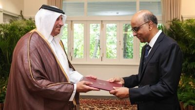 Singapur Cumhuriyeti Cumhurbaşkanı Shanmugaratnam, Katar Devleti&rsquo;nin Singapur Cumhuriyeti nezdindeki Olağan&uuml;st&uuml;