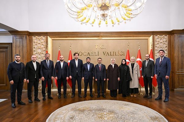 T&Uuml;GVA Genel Başkanı İbrahim Beşinci ve beraberindeki heyet, Kocaeli Valisi