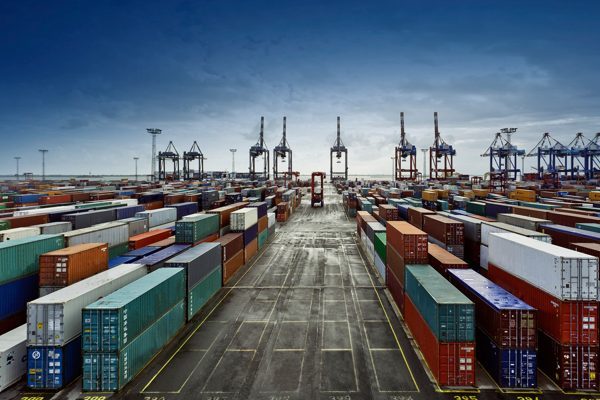 Uludağ İhracat&ccedil;ı Birlikleri (UİB), ihracatını Aralık'ta 3 milyar 832 milyon