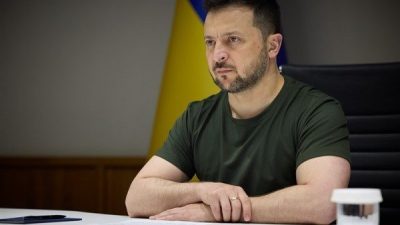 Ukrayna Devlet Başkanı Zelenski, g&uuml;nl&uuml;k koordinasyon toplantısını ger&ccedil;ekleştirdiğin ve Rus