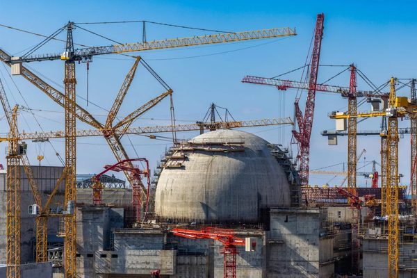 Basın servisi a&ccedil;ıklamasında, "Y&uuml;kseltici transformat&ouml;rlerin tasarım pozisyonlarına taşınması ve yerleştirilmesi