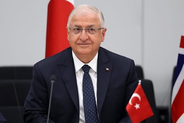 Milli Savunma Bakanı Yaşar G&uuml;ler, Kartal İmam Hatip Lisesi MUN