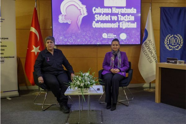 Antalya B&uuml;y&uuml;kşehir Belediyesi, T&uuml;rkiye Kadın Dernekleri Federasyonu iş birliğiyle &ldquo;&Ccedil;alışma