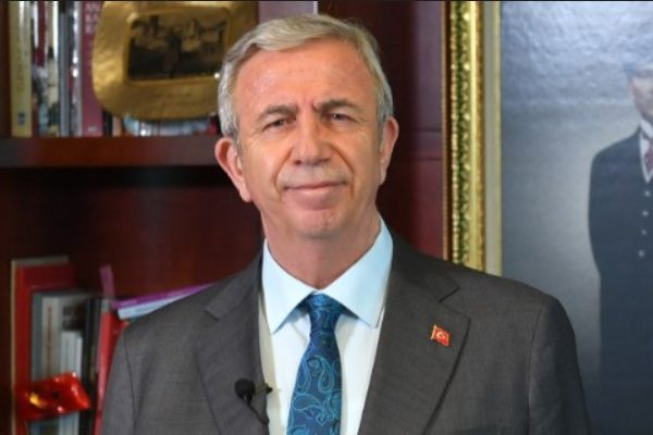 Ankara B&uuml;y&uuml;kşehir Belediye Başkanı Mansur Yavaş, 27 Şubat 2020&rsquo;de İdlib&rsquo;de