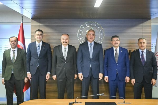 Batman&rsquo;ın tarihi ve doğal zenginliklerinin ulusal ve uluslararası alanda bilinirliğini