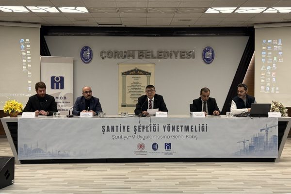 İnşaat sekt&ouml;r&uuml;n&uuml;n &ouml;nemli paydaşlarını bir araya getiren seminer, Turgut &Ouml;zal