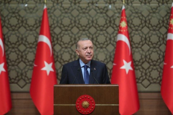 Cumhurbaşkanı Recep Tayyip Erdoğan, Sırbistan ile ekonomik, k&uuml;lt&uuml;rel ve b&ouml;lgesel