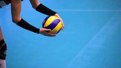 Fenerbah&ccedil;e Medicana Kadın Voleybol Takımı, play-off turu ikinci ma&ccedil;ında evinde