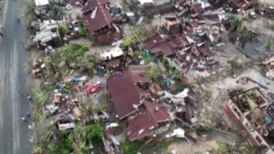 Gezani Siklonu Salı g&uuml;n&uuml; adanın ana limanı Toamasina'yı vurdu. Madagaskar