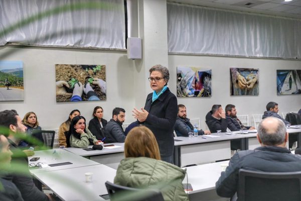 Kayapınar Belediyesi İnsan Kaynakları ve Eğitim M&uuml;d&uuml;rl&uuml;ğ&uuml; koordinesinde d&uuml;zenlenen eğitim